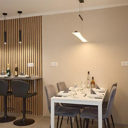 ábraapartman2 700m Apartman *